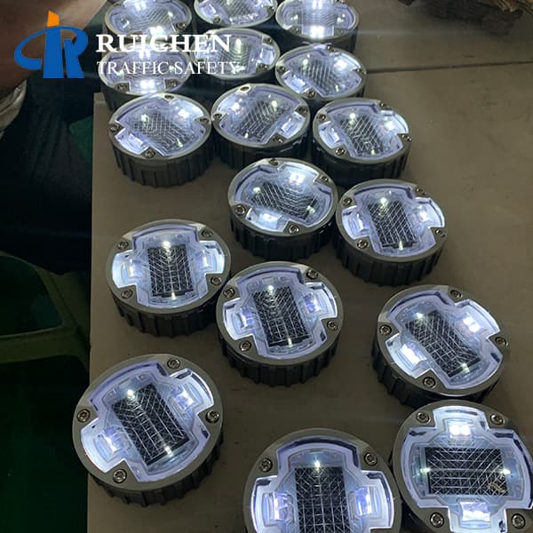 <h3>Red Solar Powered Road Studs Manufacturer In China-RUICHEN </h3>
